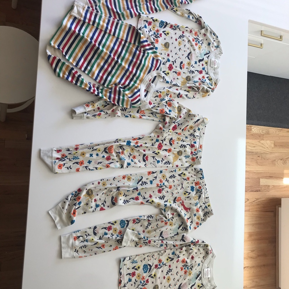Lot of 3 Hanna Anderson pjs Sz 6/7
